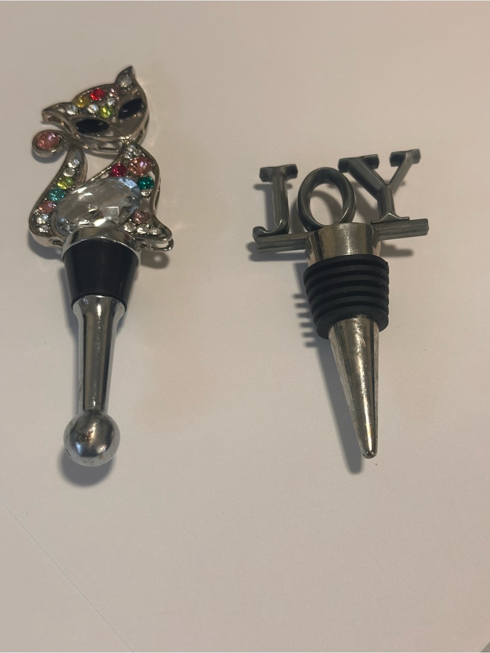 Wine bottle stoppers cat and the word joy